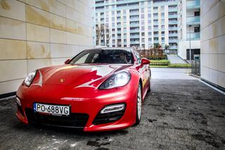 Najszybsza TAKSÓWKA w Warszawie to Porsche Panamera GTS. Auto do złapania tylko z myTaxi - ZDJĘCIA