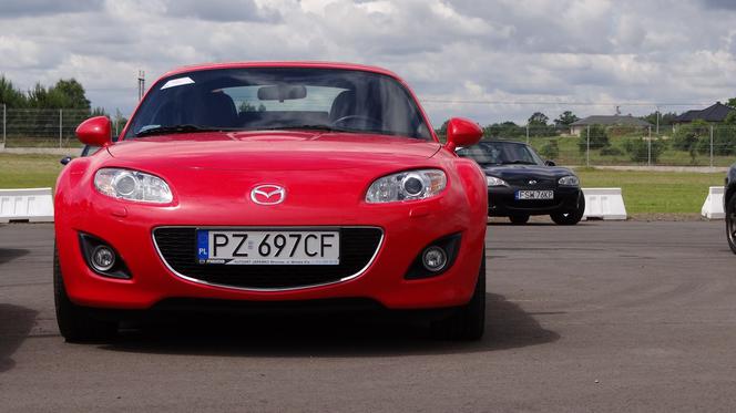 Mazda MX-5 - zlot 2014 fanów w Polsce na torze Jastrząb