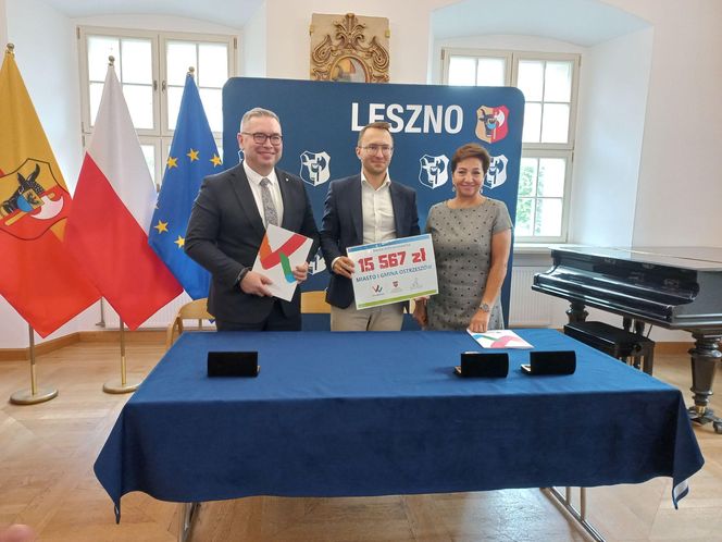 W Lesznie podpisano umowy o przyznaniu dofinansowań z programu „Wielkopolska Przyjazna Zwierzętom”