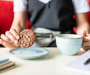 11 popularnych produktów, które niszczą zdrowie. Sprawdź, co zmienić w diecie