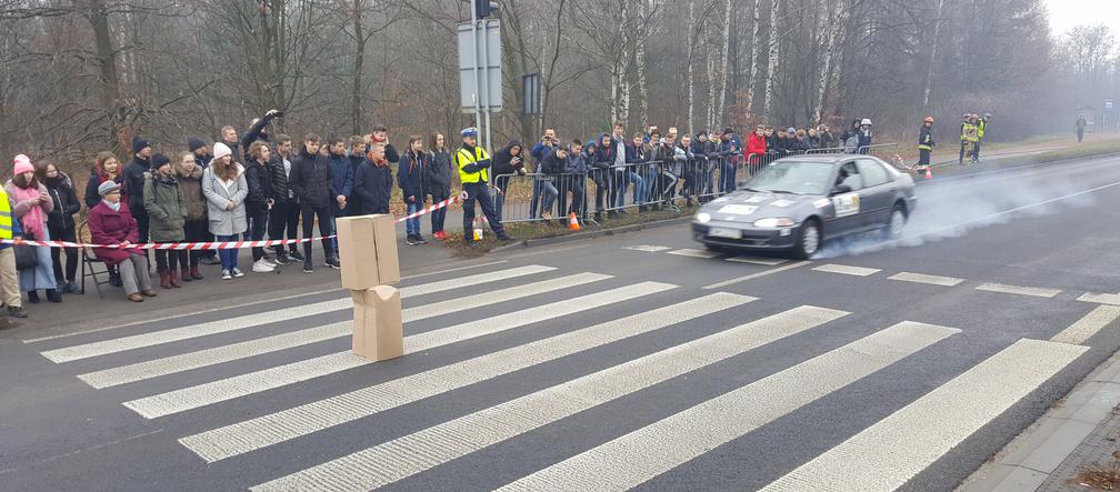 Pokaz prewencyjny Prędkość i hamowanie w Mysłowicach 