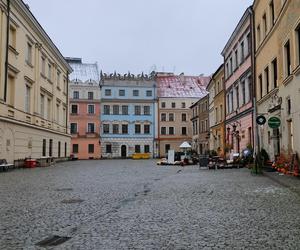 Pierwszy śnieg w tym sezonie! Lublin jest ukryty pod zimową pierzynką 