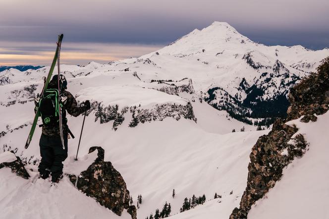 Andrzej Bargiel napisał historię! Polak zjechał na nartach z K2