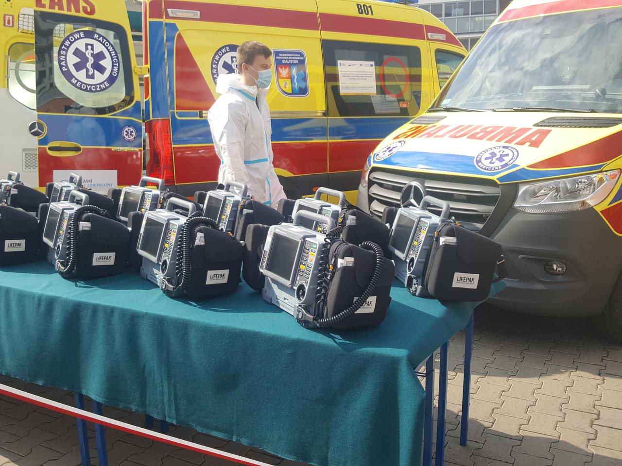 Amulanse i defibrylatory kupiła Stacja Pogotowia Ratunkowego w Białymstoku [WIDEO]