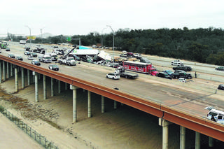 Koszmarny karambol na autostradzie w Teksasie. Sześć ofiar, 130 rozbitych aut