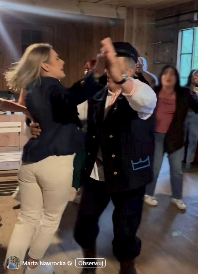 Porwał Martę Nawrocką do tańca 