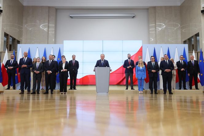 Konferencja premiera nt. rekonstrukcji rządu 