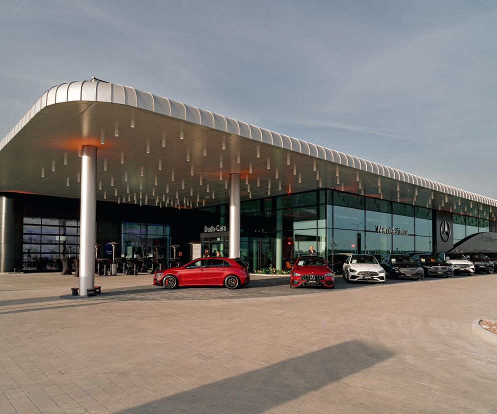 Przyszłość motoryzacji w zasięgu ręki – najnowocześniejszy salon Duda-Cars pod Lesznem już otwarty!