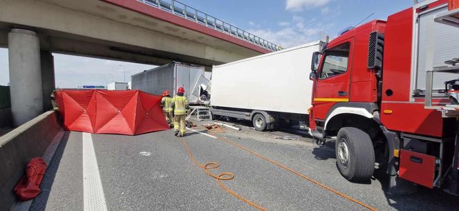 Krzeczów. Wypadek śmiertelny na autostradzie A4. Zablokowany pas w kierunku Krakowa