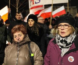 Maciej Wąsik pojawił się w oknie aresztu