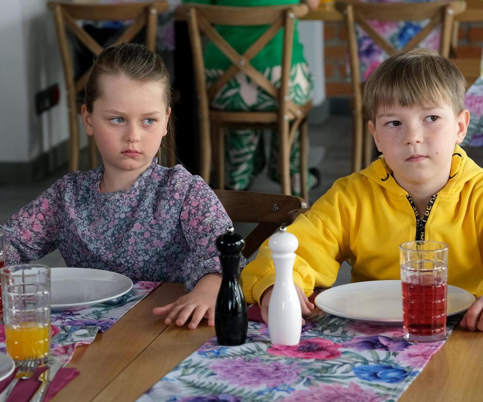 M jak miłość, odcinek 1741: Dzieci znienawidzą Izę za romans z Radkiem! Szymek się wścieknie, bo matka wszystko spieprzyła! - ZDJĘCIA