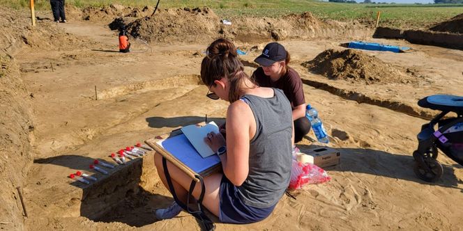 Wyjątkowe odkrycie w Chrystkowie archeolodzy początkowo woleli trzymać w tajemnicy. To domostwo sprzed 6 tysięcy lat! 