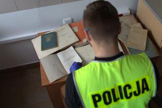 Bydgoszcz. Chciał sprzedać niemieckie książki, trafił do aresztu