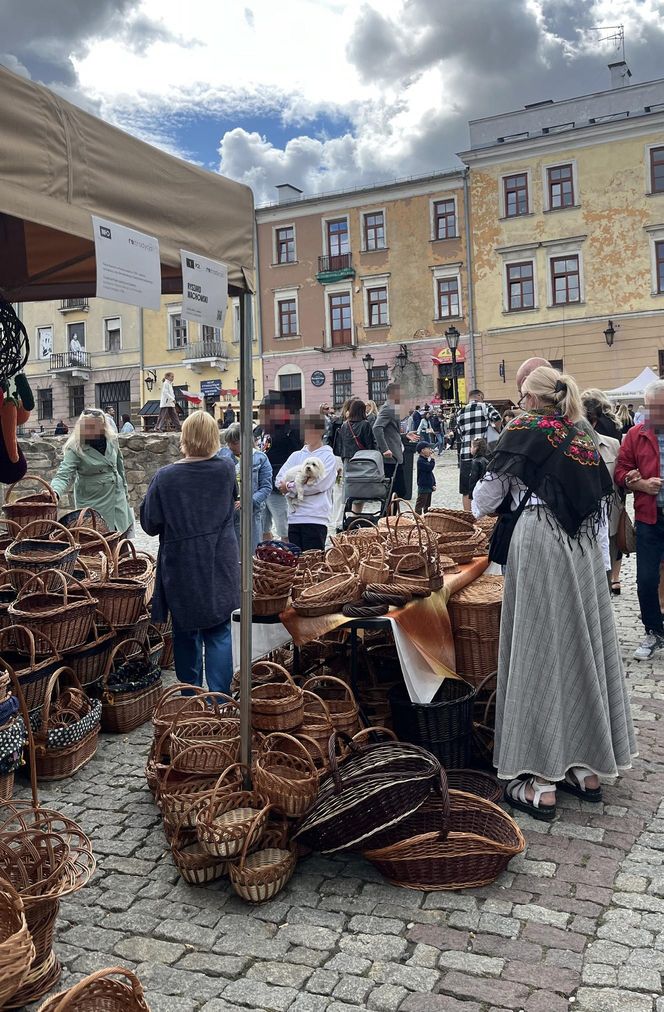 Jarmark Jagielloński 2025 w Lublinie. Kolorowe tłumy, muzyka i tradycja sprzed wieków