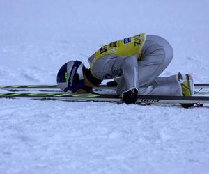  Adam Małysz całował śnieg na Wielkiej Krokwi. Skocznia w Zakopanem to wyjątkowe miejsce dla Polaków