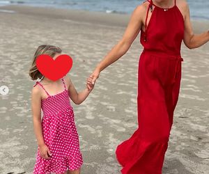 Iwona Rejzner (Dorota z M jak miłość) prywatnie z córką na wakacjach nad Bałtykiem