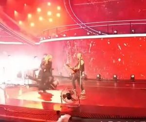 Muzyk Patrycji Markowskiej upadł na scenie w Opolu