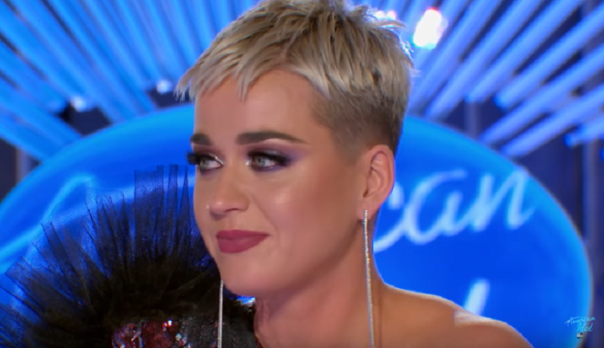 Katy Perry płacze w Idolu