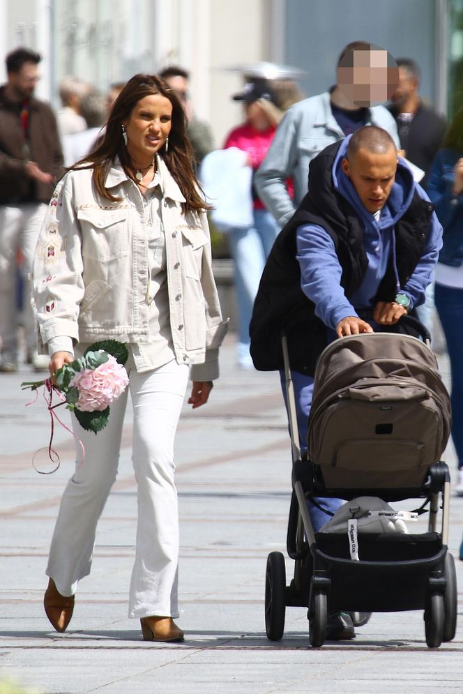 Karolina Gilon i syn. Ma kilka tygodni i juz jest gwiazdą