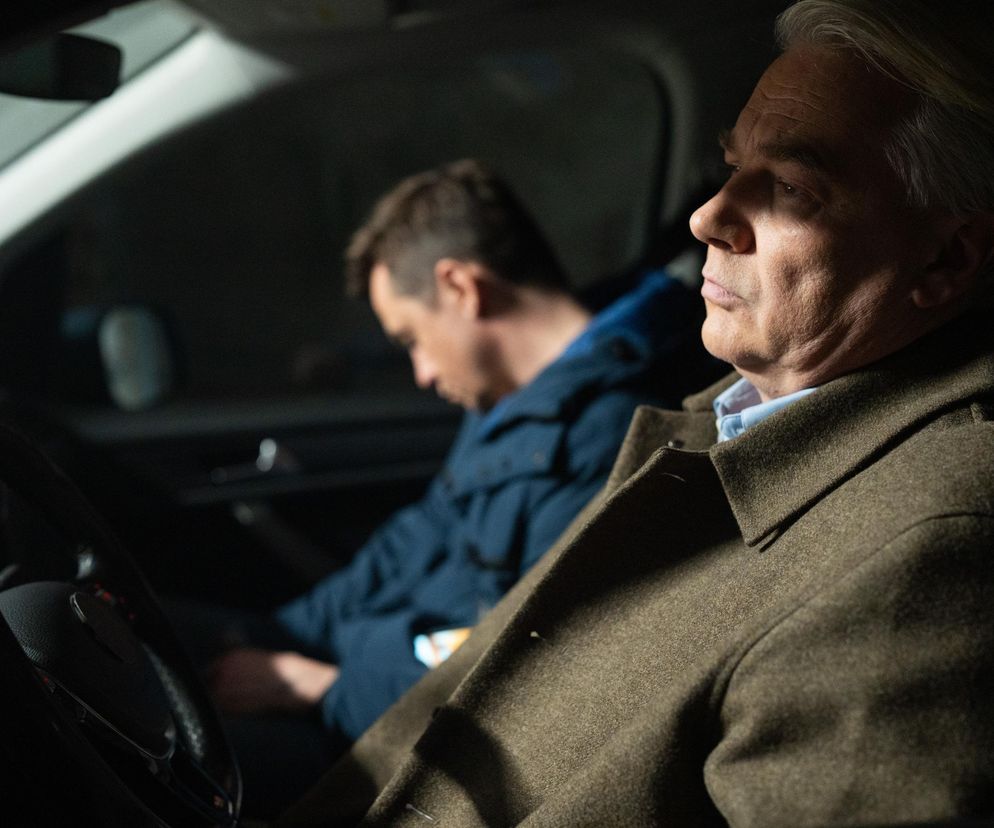 Barwy szczęścia, odcinek 3199: Modrzycki zginie? Ojciec jego byłej kochanki, którą zabił zemści się na Błażeju! - ZDJĘCIA