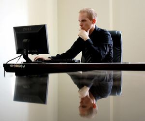 Inspektor zamieni umowę śmieciową w etat. 