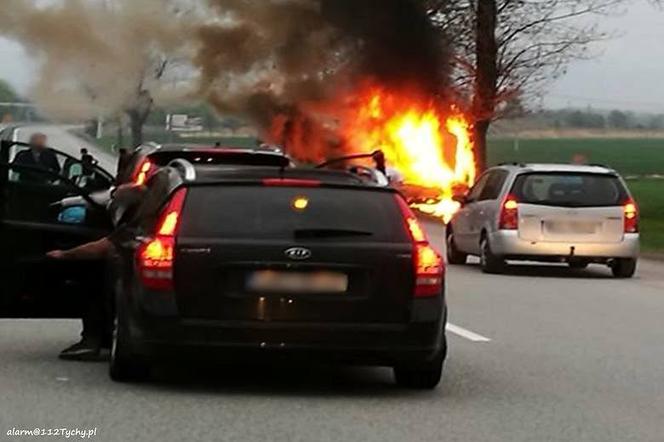 Spłonęła w samochodzie na oczach innych kierowców! Tragedia w Orzeszu