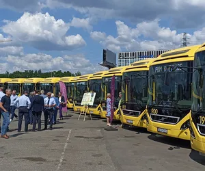 Na ulice Katowic wyjechały 22 hybrydowe autobusy