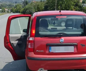 Puławy. Kobieta jechała z otwartymi drzwiami. Myślałam, że to coś z lusterkiem