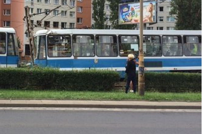 Wykolejenie tramwaju spowodowało wielogodzinne utrudnienia (zdjęcie poglądowe)