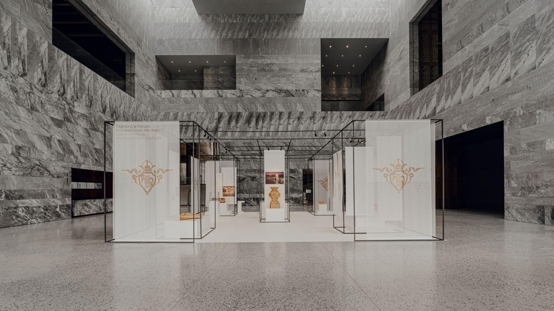 Muzeum Historii Polski. Nowe zdjęcia - sufit Mono Acoustic firmy Rockfon