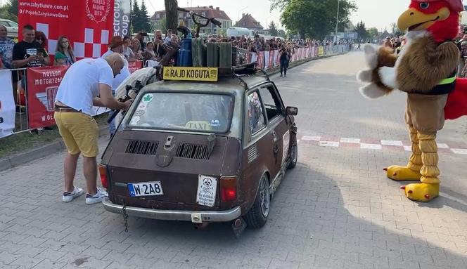 Wystartował słynny Rajd Koguta! Na trasie kilka tysięcy zabytkowych aut 