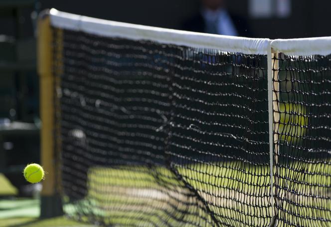 Szokujące sceny tuż po zakończeniu tenisowego meczu. Tenisiści się pokłócili i zaczęli się bić