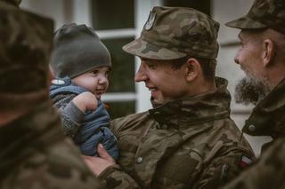 Przysięga nowych żołnierzy 2 LBOT