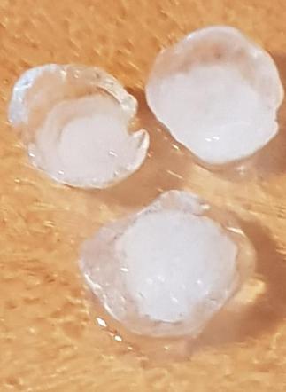 Śląskie: Grad wielkości piłeczki do ping-ponga. Przez miasta przeszła nawałnica!