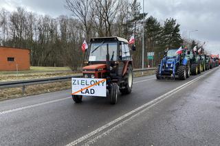 Protesty rolników w Łódzkiem. Zablokowane węzły na autostradzie A2