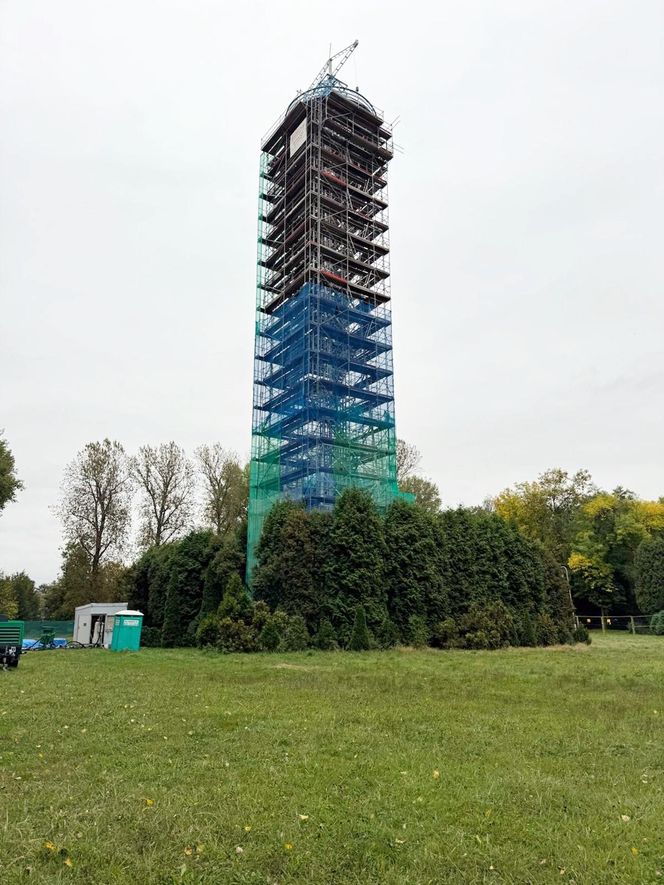 Wieża spadochronowa w Katowicach jest remontowana