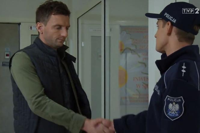 M jak miłość odc. 1420. Robert Wroński (Filip Gurłacz), Bartek (Arkadiusz Smoleński)