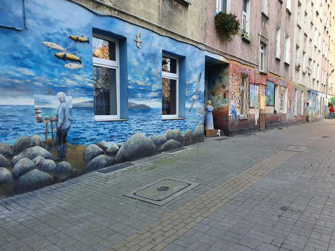 Mural, który oglądają turyści z całego świata, ma być zasłonienięty. Proszą prezydenta o pomoc 