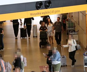 Marcin Hakiel z rodziną lecą na wakacje