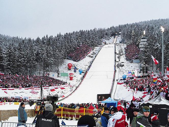 Zakopane. Góralska orkiestra zagra na jubileuszowej mszy świętej na Wielkiej Krokwi