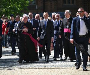 Prezydent Andrzej Duda przyjechał do Poznania. Odwiedził Ostrów Tumski i katedrę