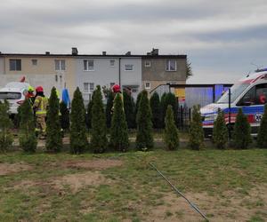 Poważny wypadek pod Olsztynem. Kobieta wjechała autem w dom [ZDJĘCIA]