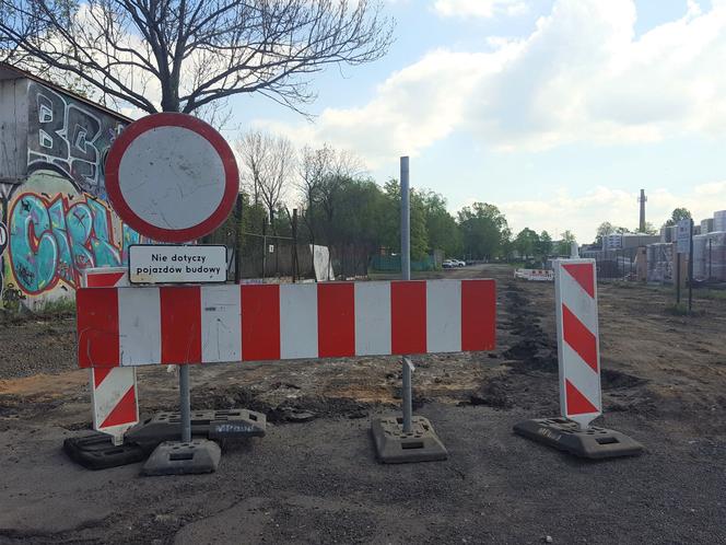 Zaczęła się budowa ul. Kustronia w Lesznie