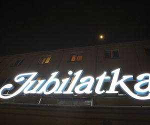 Rozświetlenie neonu Jubilatka