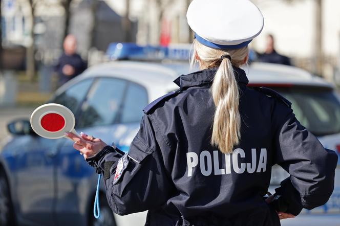 Ile Zarabia Policjant Policja W Szczecinie Prowadzi Nabór Sprawdź Zarobki Netto W Policji 5510
