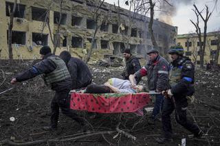 Rosjanie zbombardowali dziecięcy szpital. Są ranni, wśród nich kobieta w ciąży. Porażające zdjęcia