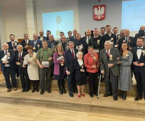 Jubileuszowa sesja i  ceremonia wręczenia statuetek „Honorowy Przyjaciel Starachowic”