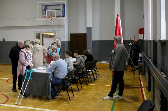 Wybory 2023: Głosowanie w Gliwicach. Frekwencja dopisuje
