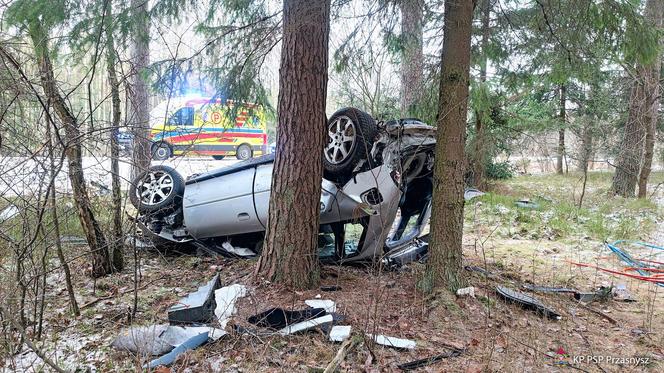 Makabryczny wypadek zniszczył życie 19-latka z Przasnysza! Czekał na pomoc 8 godzin, teraz znowu musi się uzbroić w cierpliwość [ZDJĘCIA]