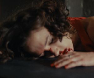 Zatoka szpiegów 2, ostatni odcinek 19. Eva (Sonia Mietielica)